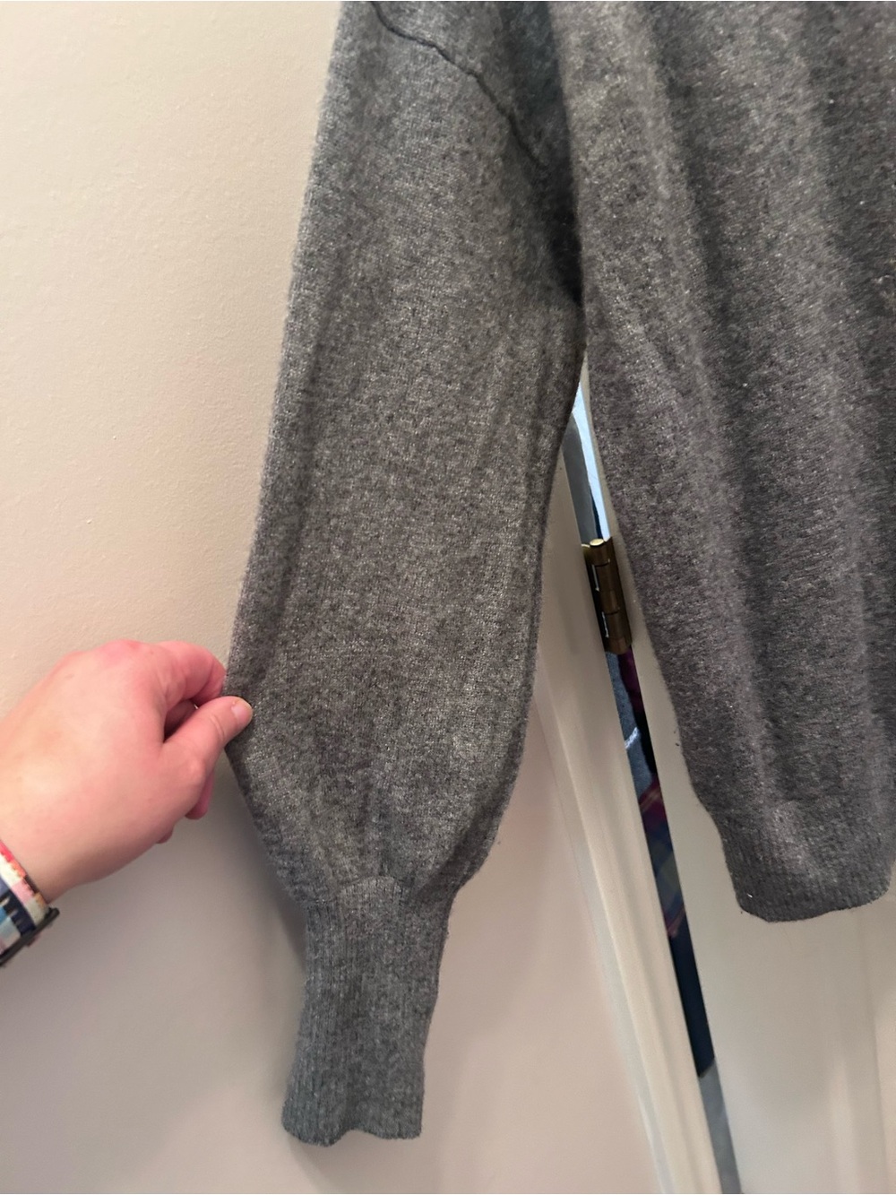 Madewell Gray Cashmere Turtleneck Sweater. Size XL - Picture 4 of 5